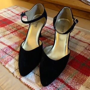 Black velvet heels